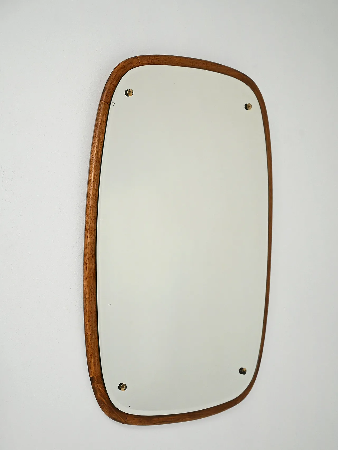 Specchio scandinavo ovoidale in rovere, anni ’60 1