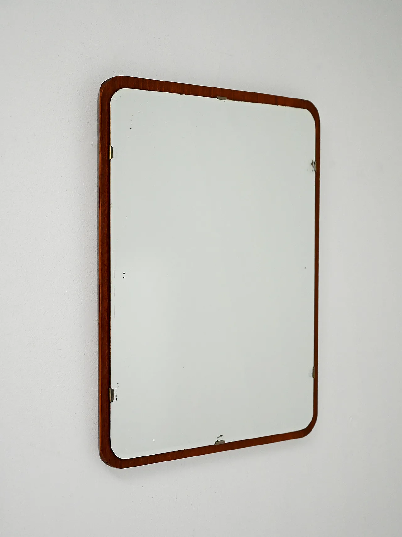 Specchio scandinavo con cornice in teak 1