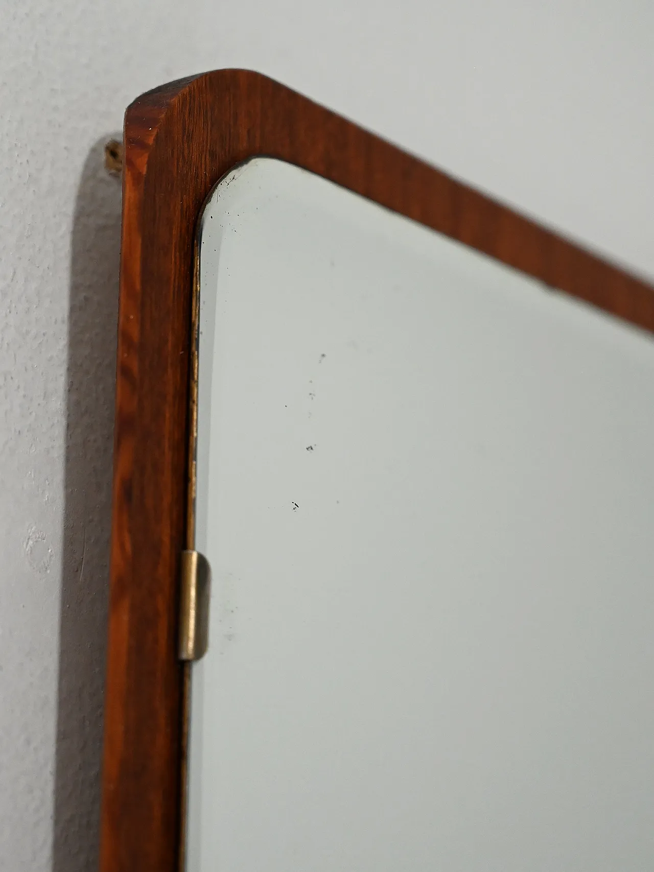 Specchio scandinavo con cornice in teak 5