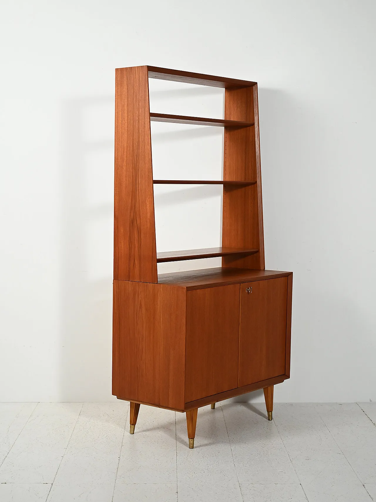 Libreria scandinava con cabinet, anni '60 4
