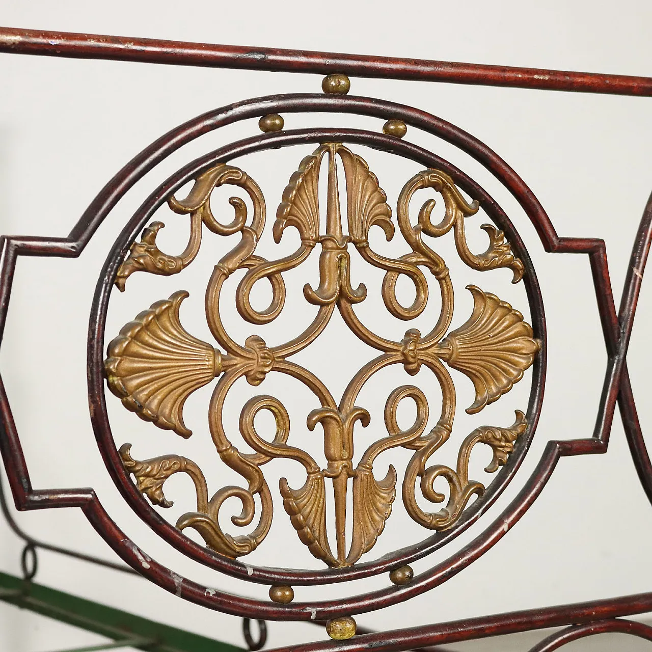 Restoration bed in red lacquered wrought iron, second quarter 19th century 6