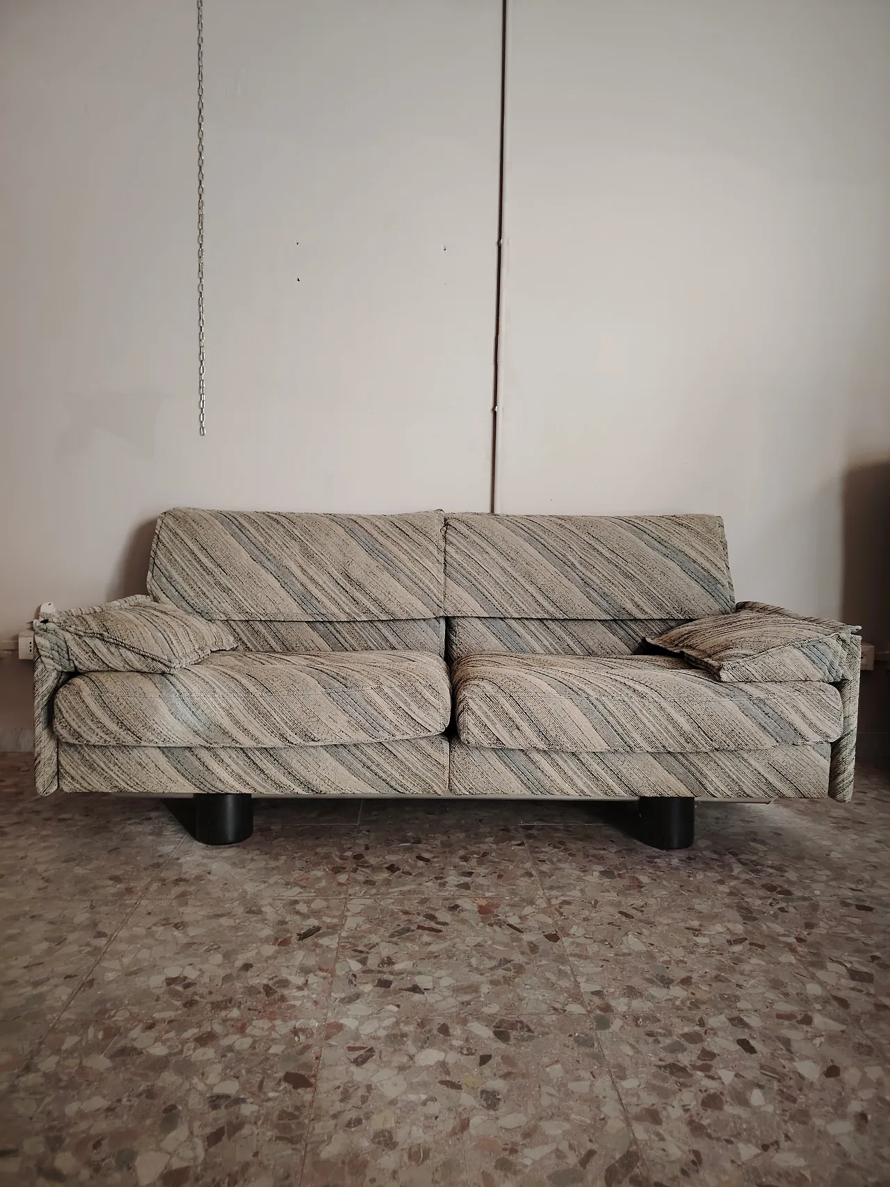 Sofa by Giovanni Offredi for Saporiti Missoni fabric, 80s 1