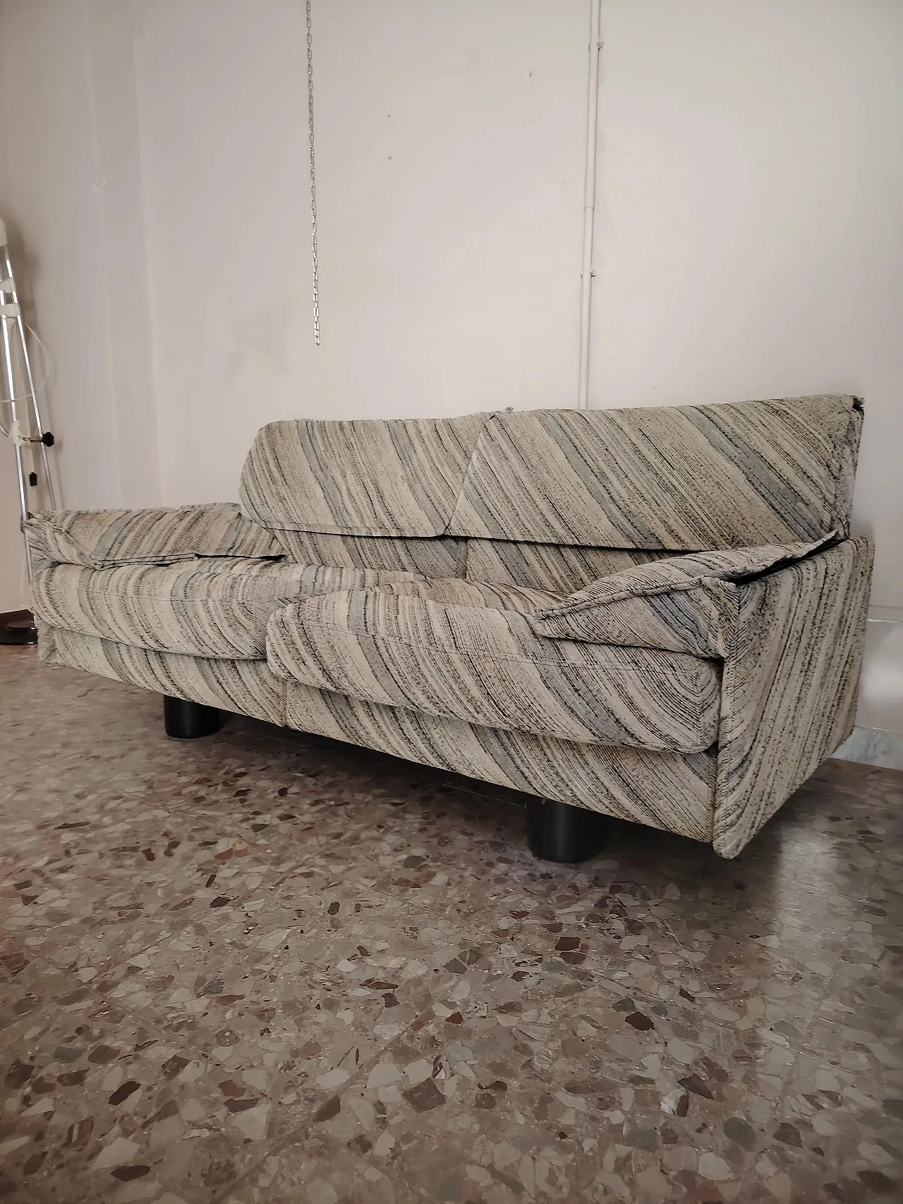 Sofa by Giovanni Offredi for Saporiti Missoni fabric, 80s 3
