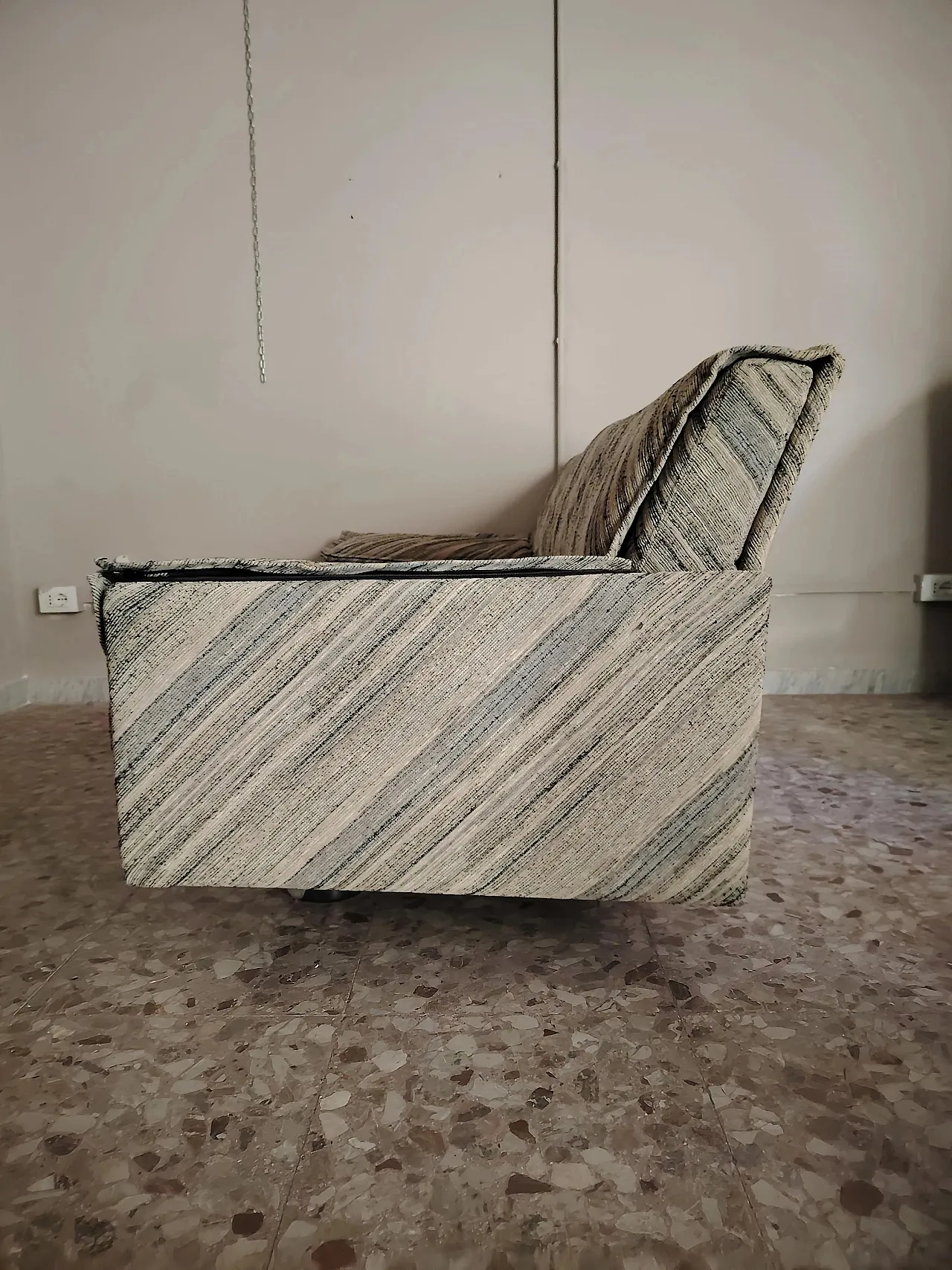Sofa by Giovanni Offredi for Saporiti Missoni fabric, 80s 8