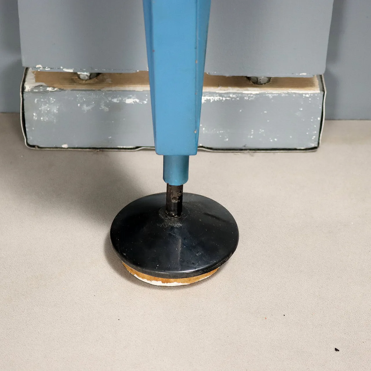 Bookcase in the style of Franco Albini, 20th century 5