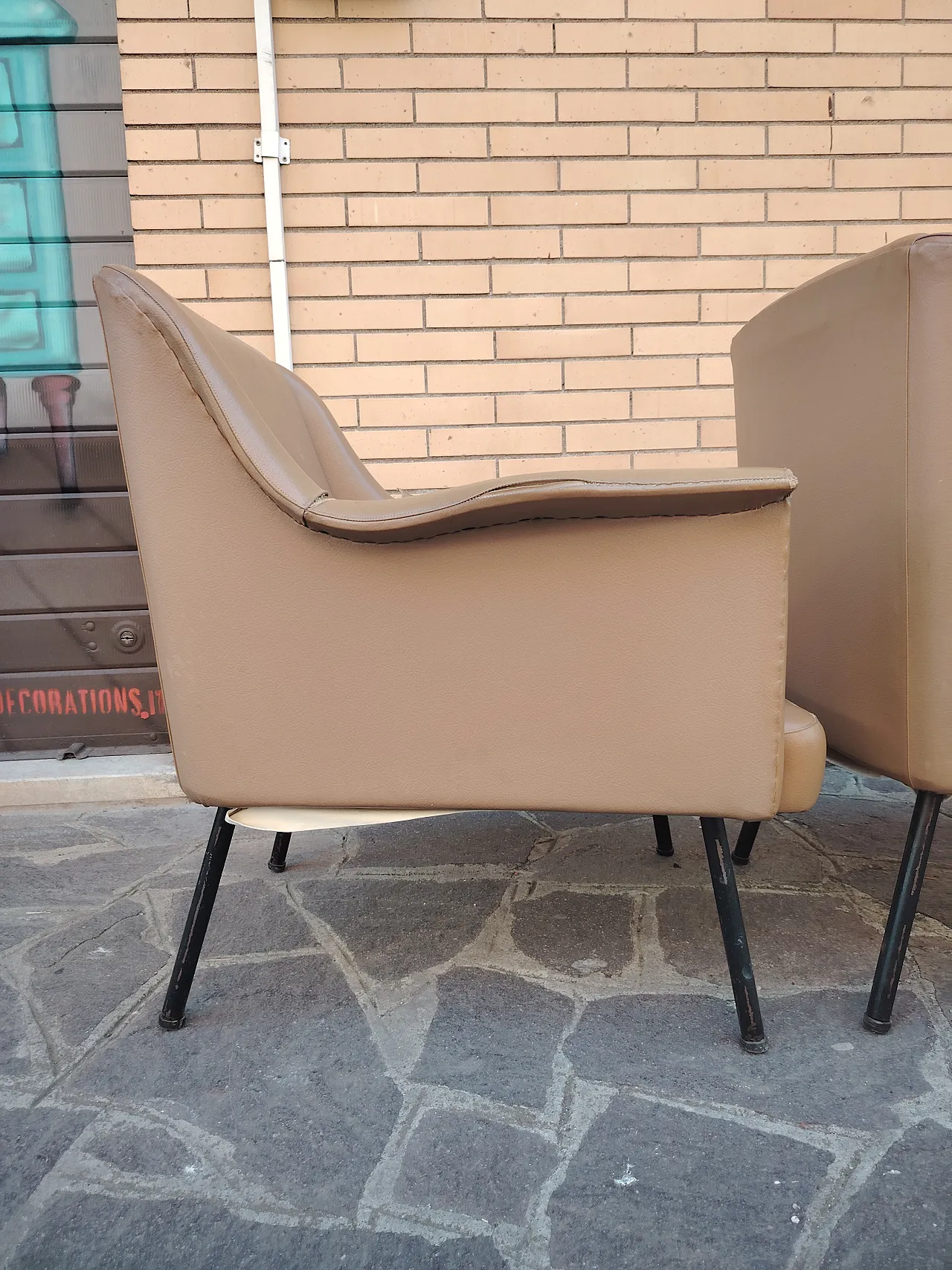 Pair of armchairs by Carlo Pagani for Arflex, 1950s 7