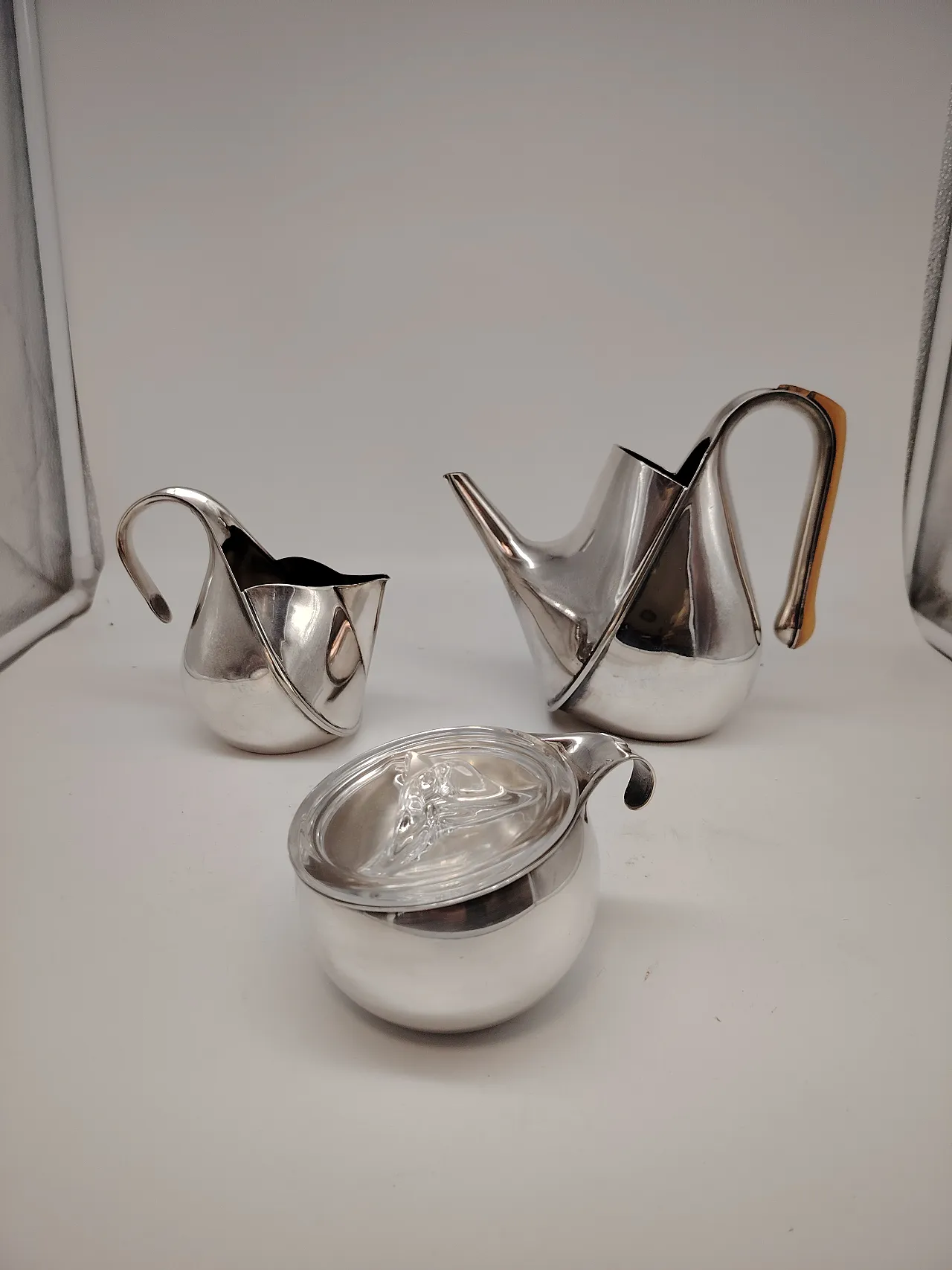 Servizio da tè Oronda di Oscar Tusquets per Alessi, anni '80 1