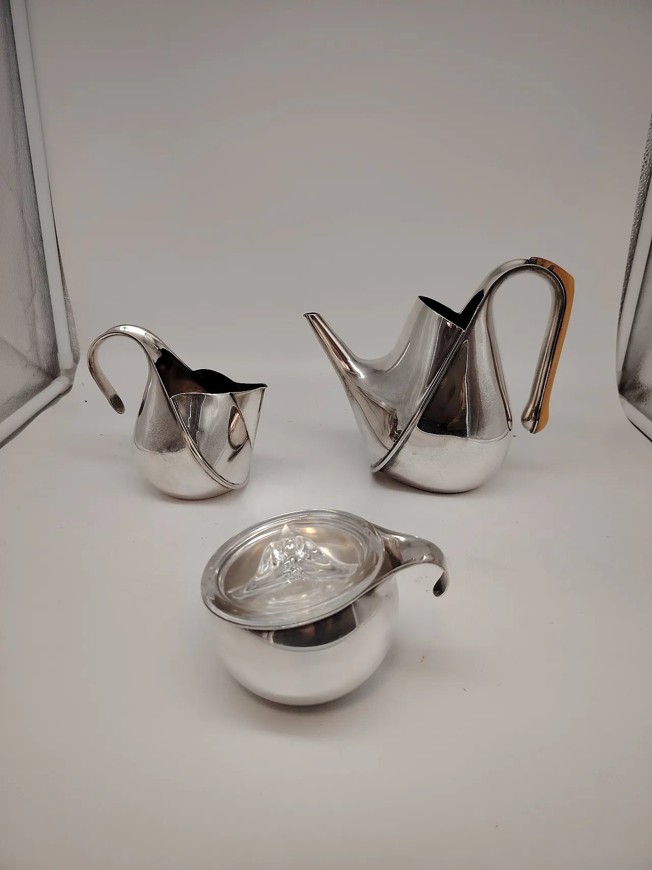 Servizio da tè Oronda di Oscar Tusquets per Alessi, anni '80 4