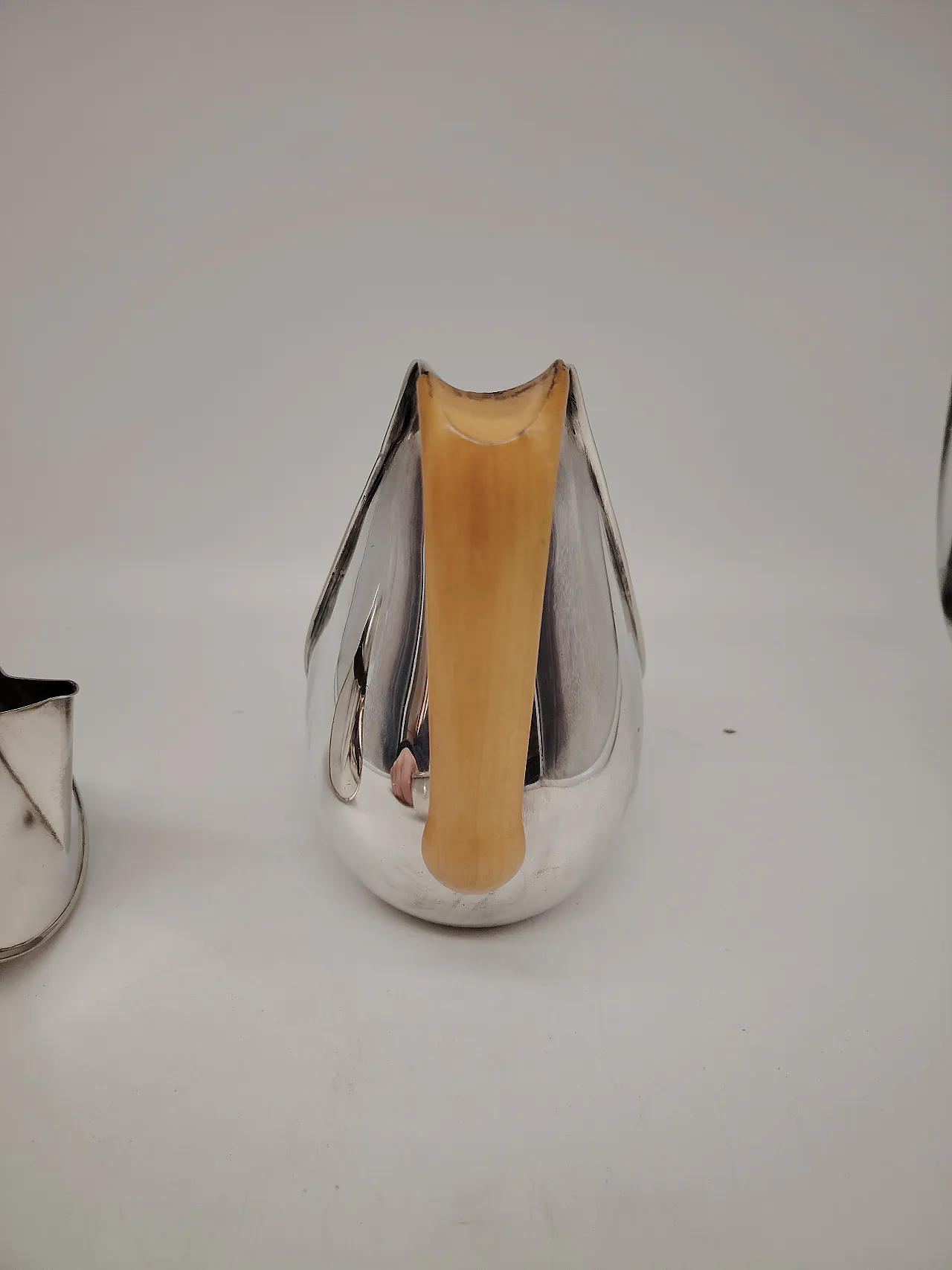 Servizio da tè Oronda di Oscar Tusquets per Alessi, anni '80 7