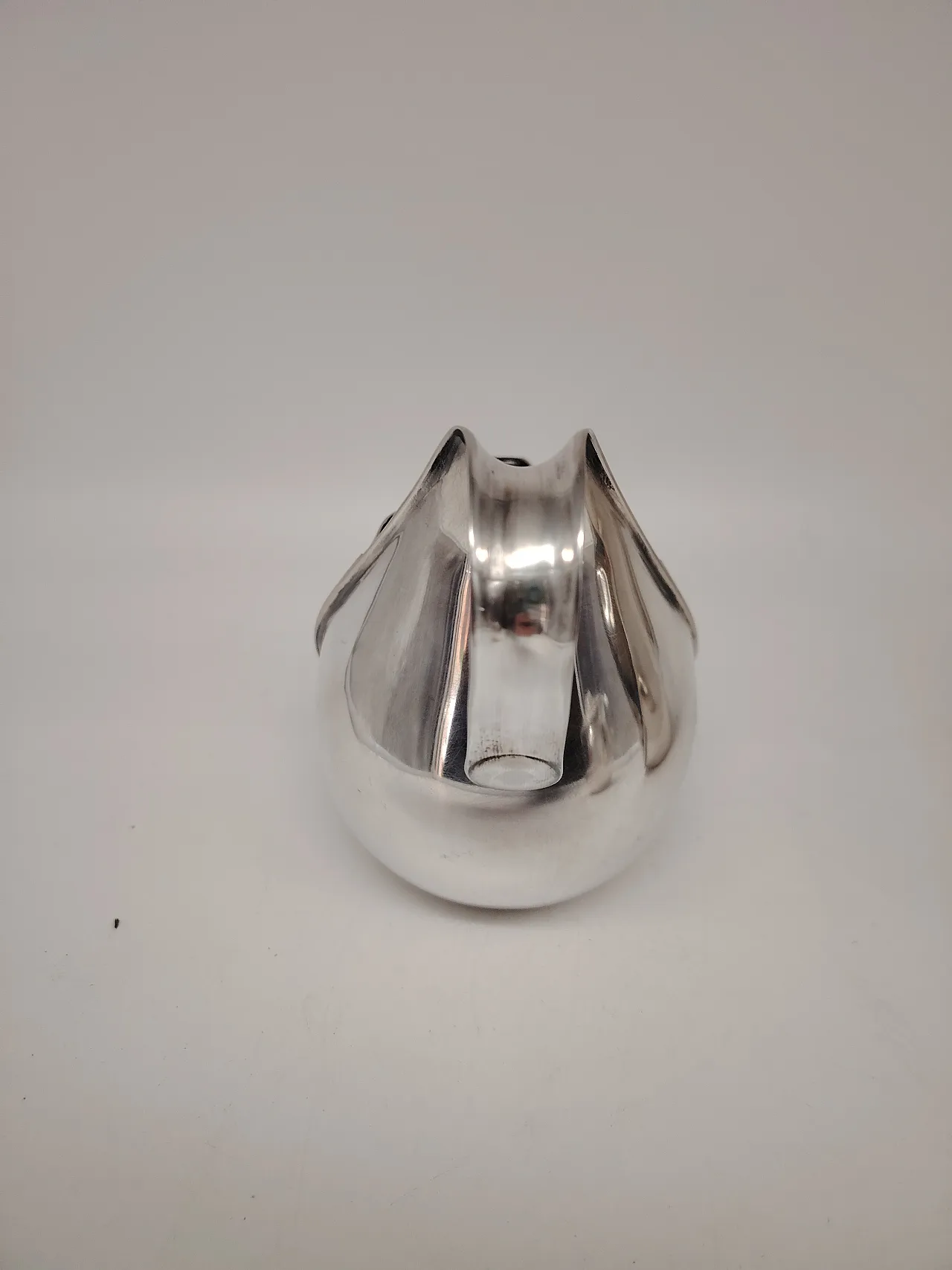 Servizio da tè Oronda di Oscar Tusquets per Alessi, anni '80 13