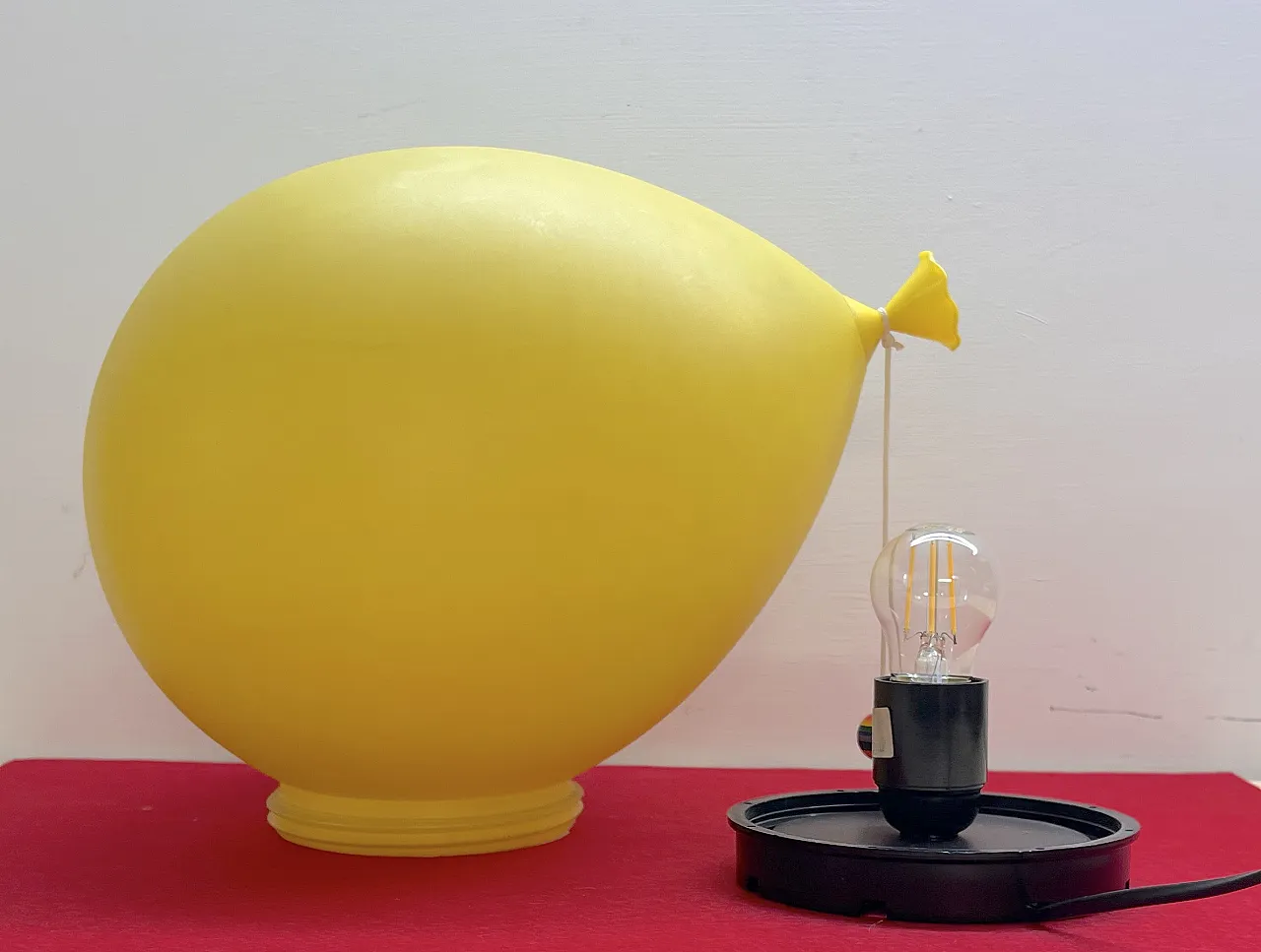 Lampada Balloon di  Yves Christin for Bilumen, 1970s 7