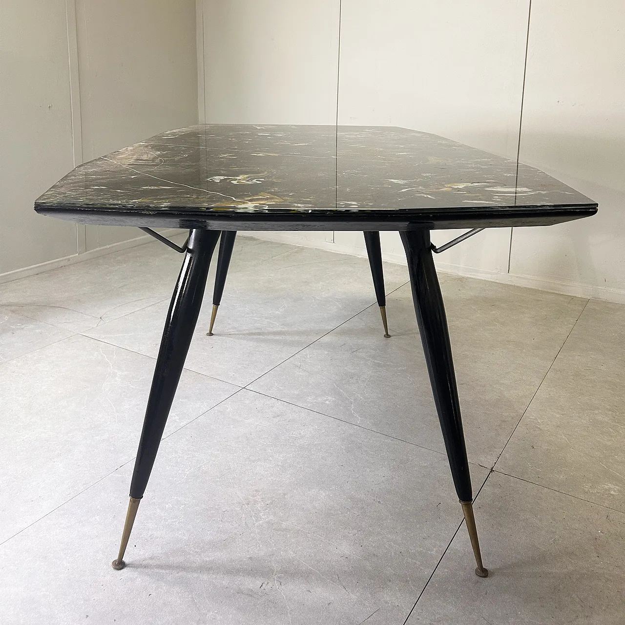 Dining table with wooden and brass feet, 60s 1216135