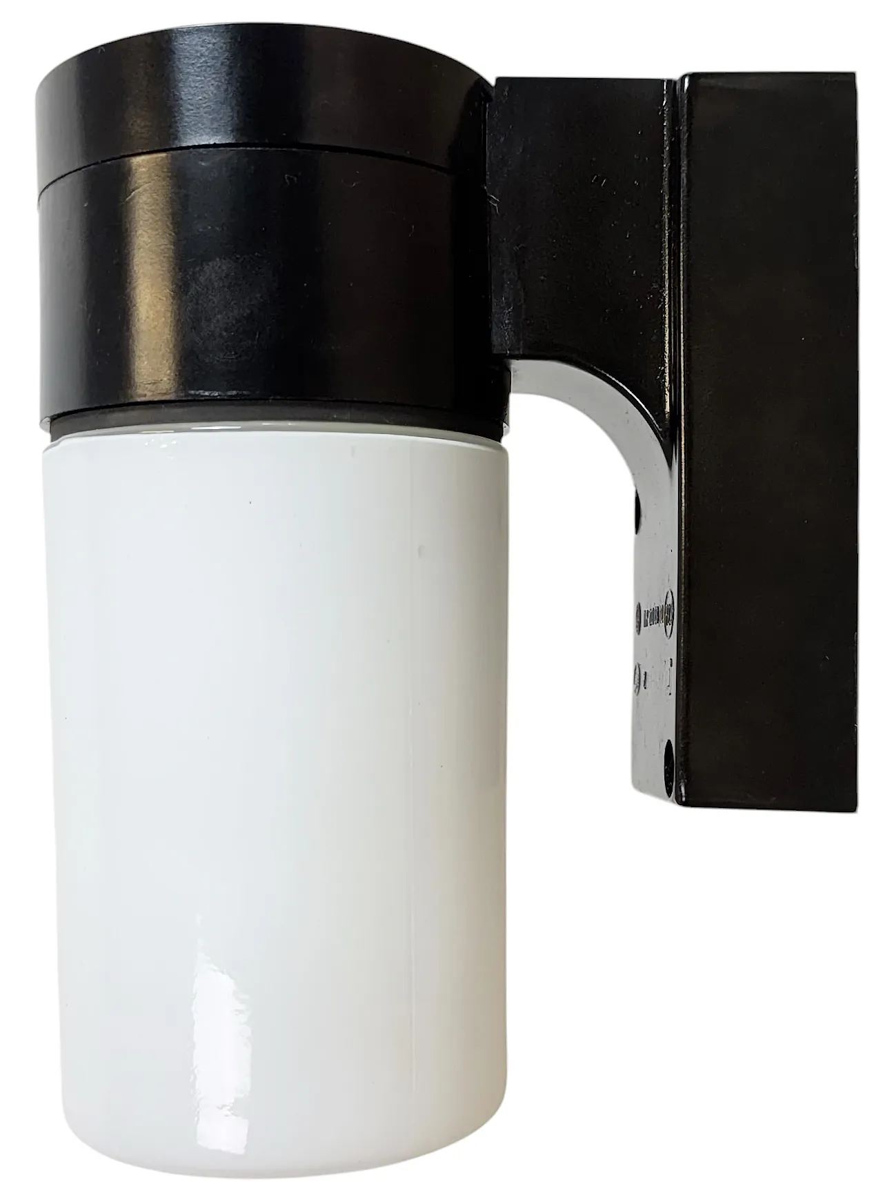 Lampada da parete industriale in bachelite marrone con vetro lattimo, anni '60 1