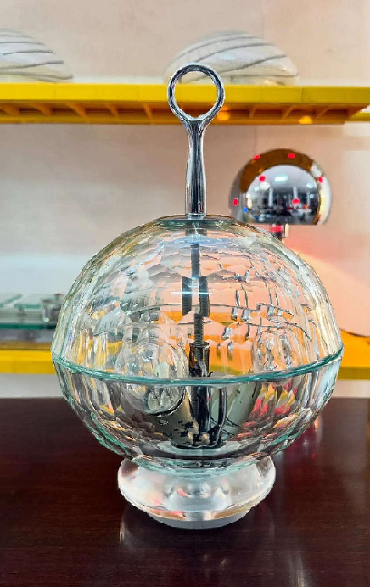 Lampada da tavolo in vetro molato di Murano, anni ’70 3