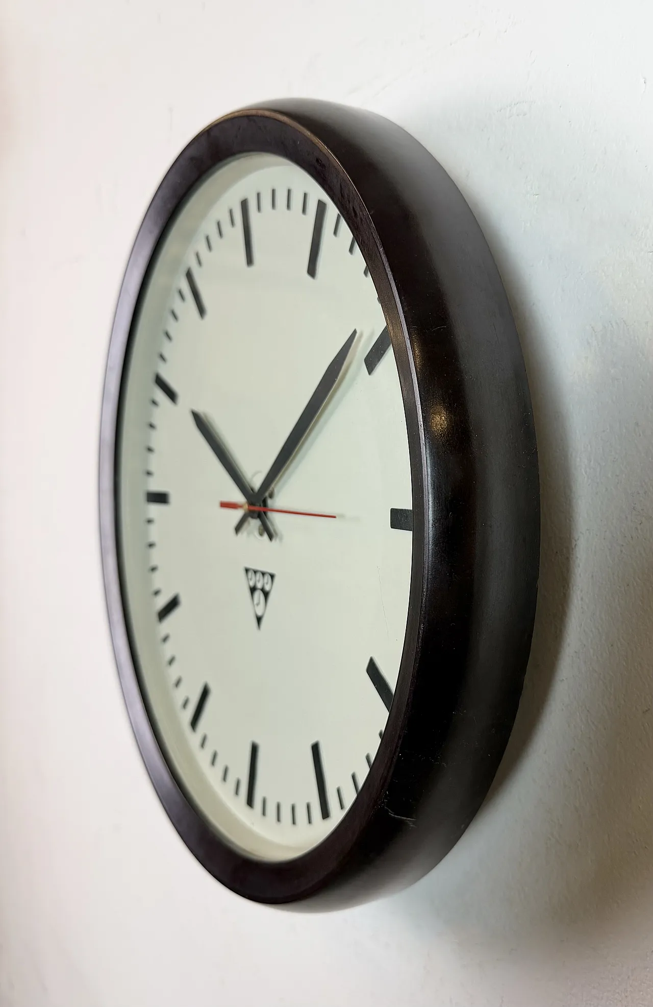 Industrial Bakelite Factory Wall Clock from Pragotron, 1970s 4