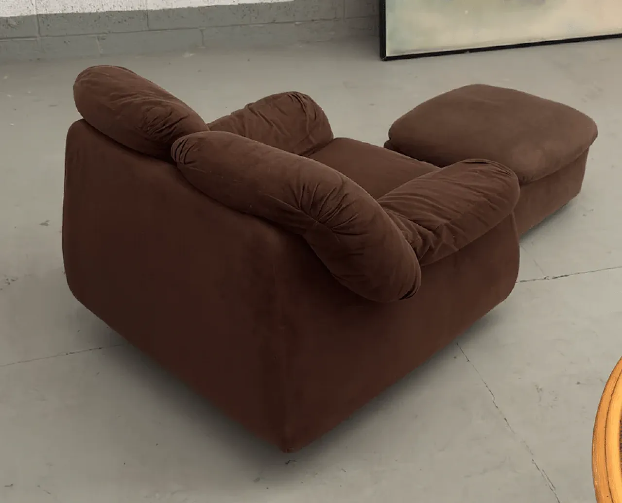 Mario Marenco, poltrona e pouf attribuiti, anni '70 3