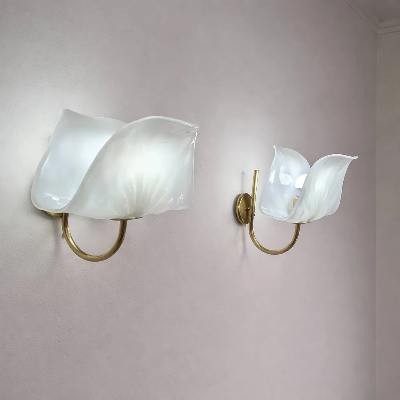 Coppia di appliques a foglia in vetro di Murano e ottone di PAF Studio 6
