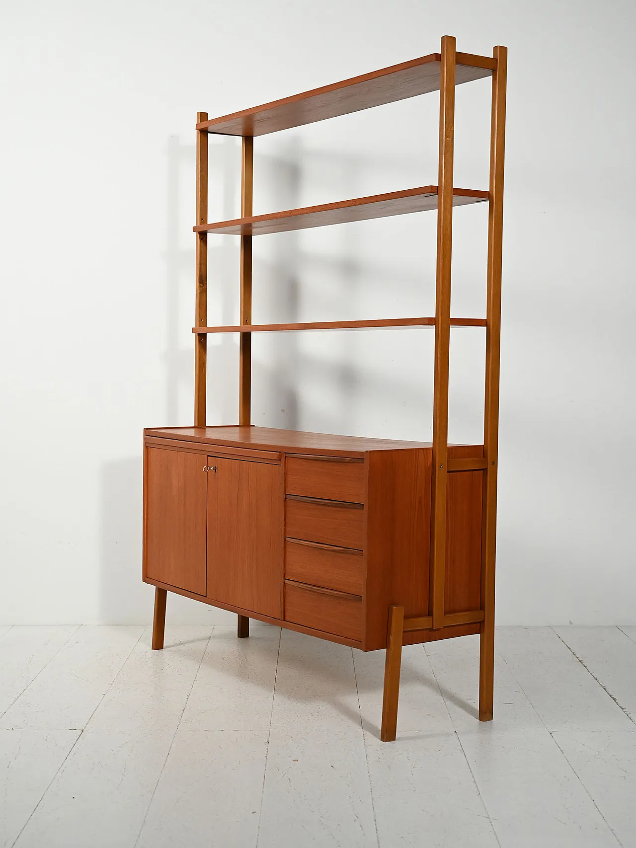 Scandinavian teak bookcase with extractable desk 5