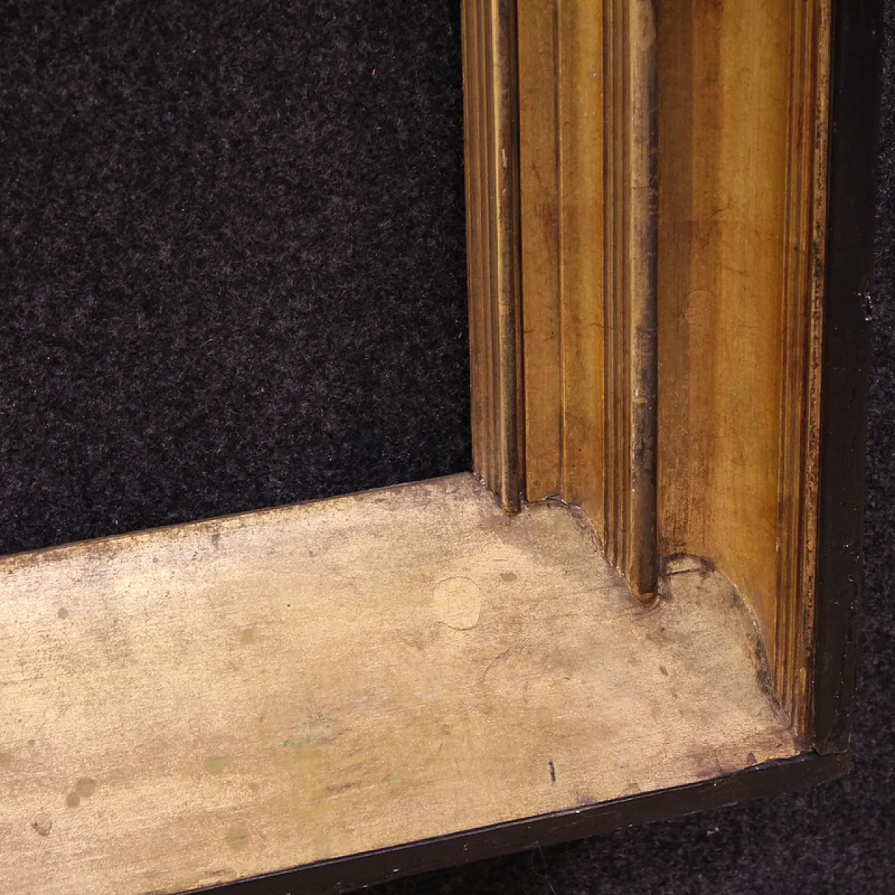 Dutch lacquered and gilded frame, 20th century 8