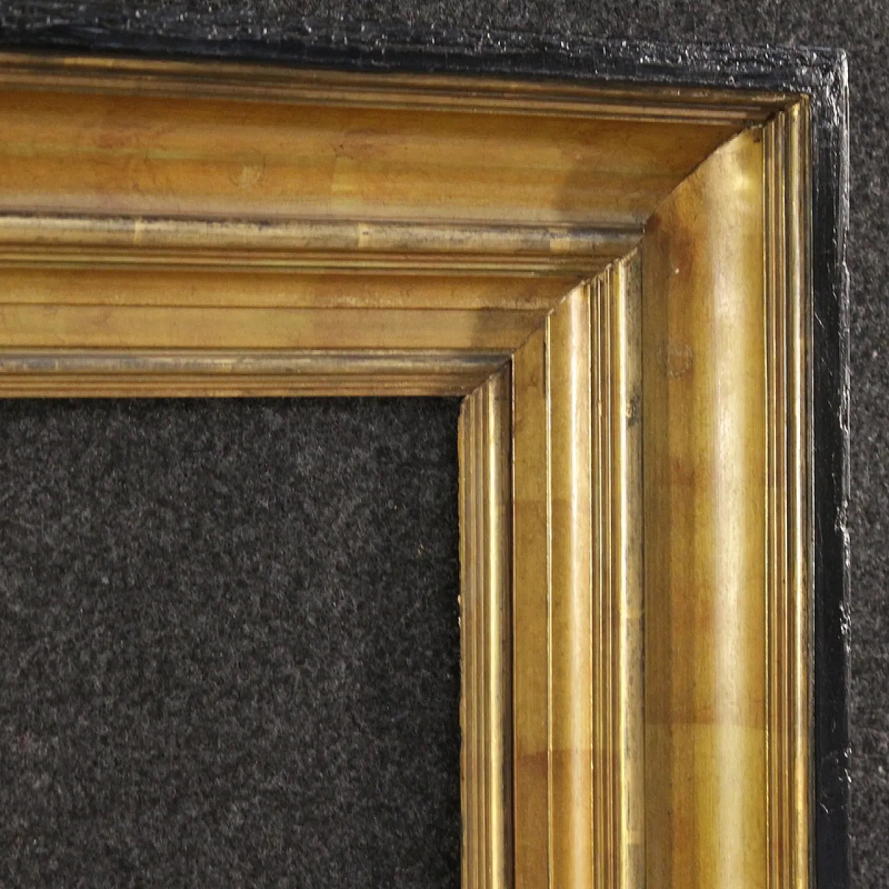 Dutch lacquered and gilded frame, 20th century 9