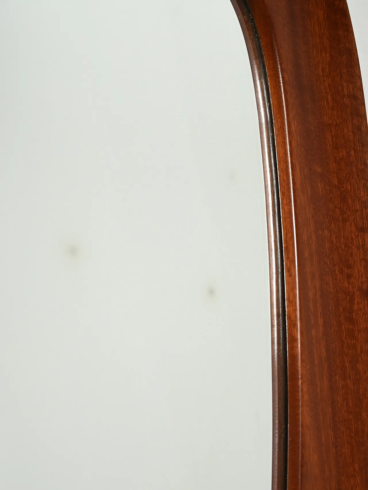 Specchio con cornice in mogano, anni '50 7