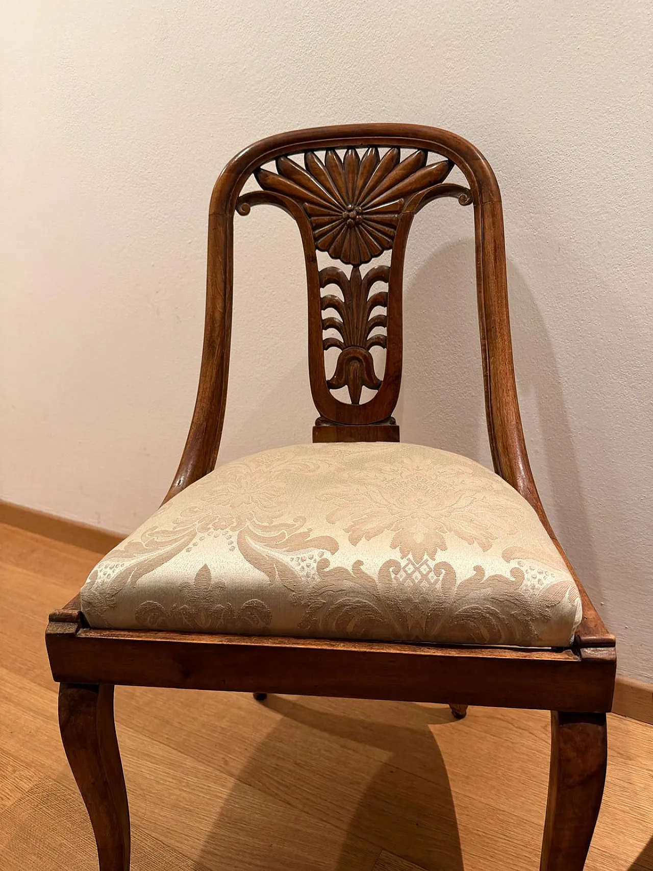 Pair of Neoclassical Style M‑Century Chairs in Carved Walnut, Italy, 1950s 2