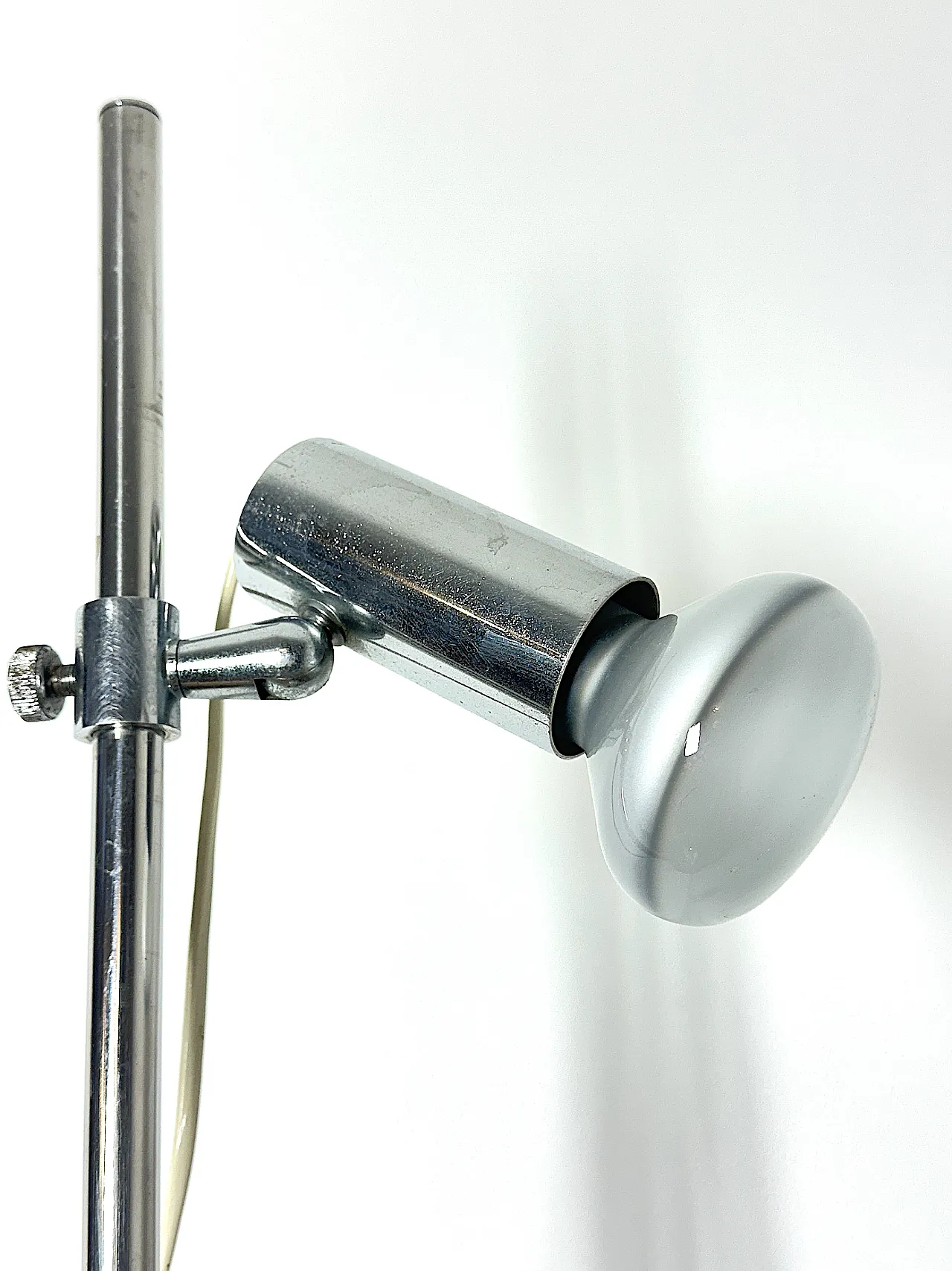 Piantana a due luci di Reggiani, anni '70 3