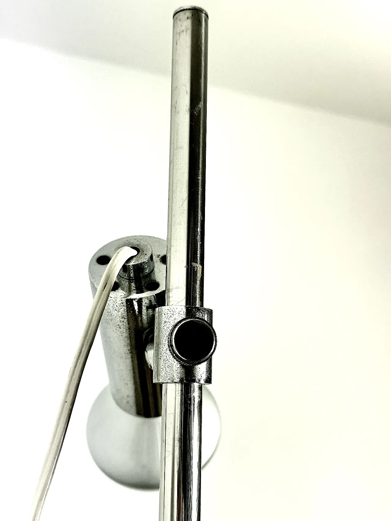 Piantana a due luci di Reggiani, anni '70 7