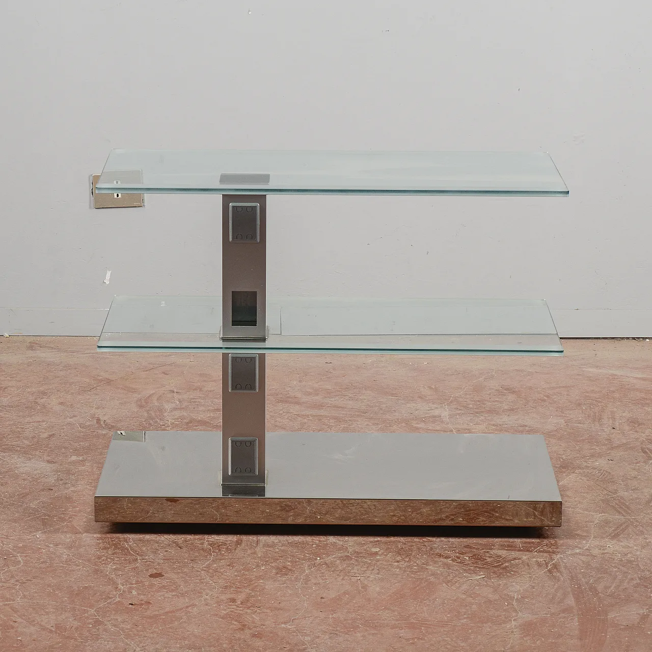 Play Model B TV Holder in Cattelan Crystal, 20th century 4