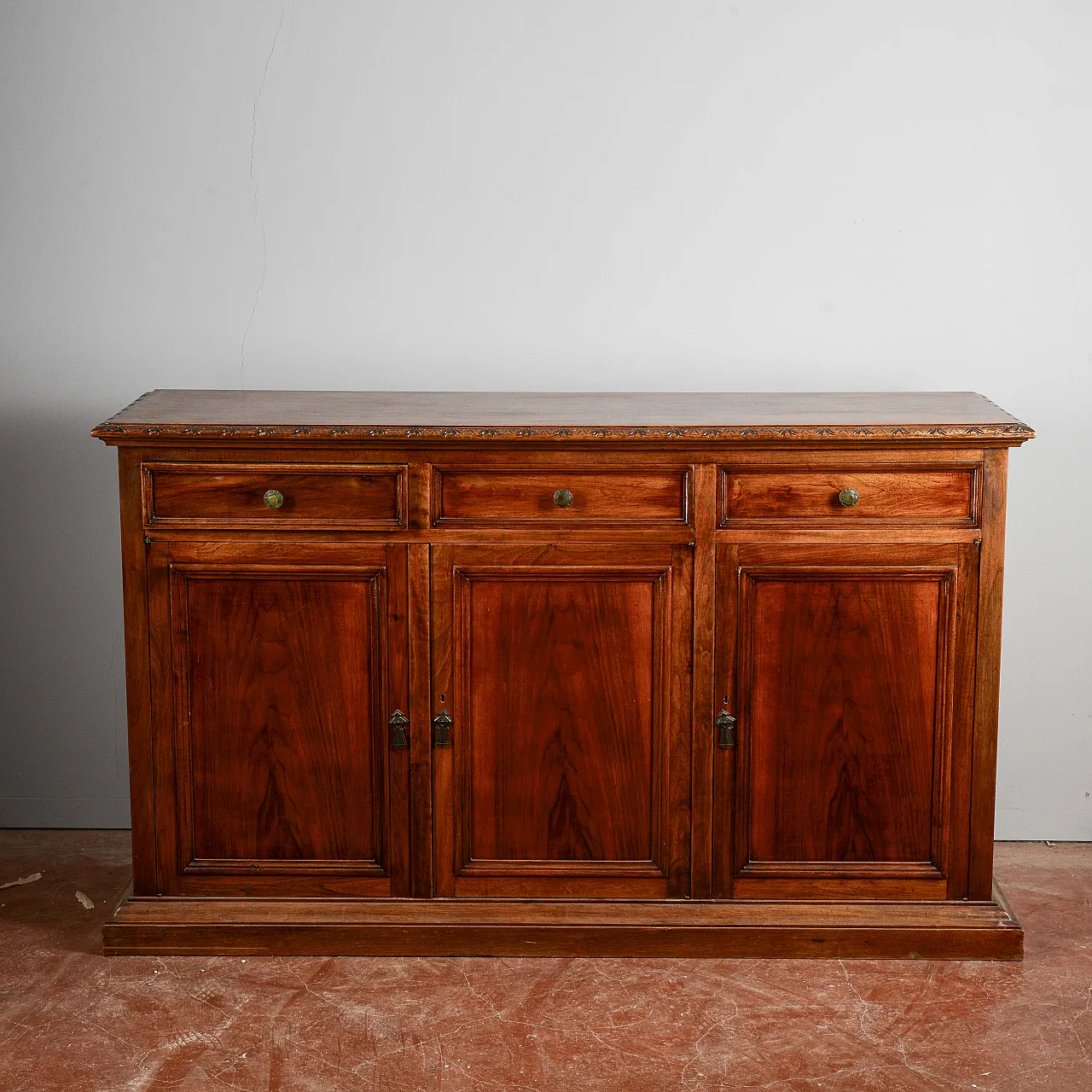 Credenza 3 ante e cassetti in legno e carta, '900 1