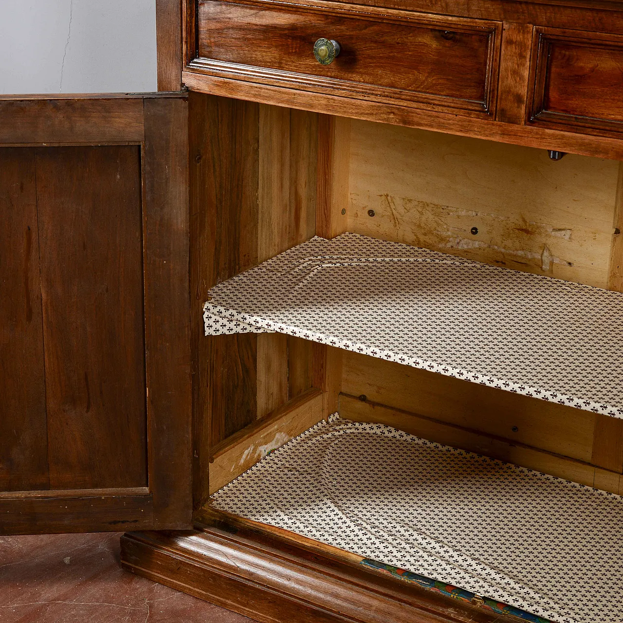 Credenza 3 ante e cassetti in legno e carta, '900 5