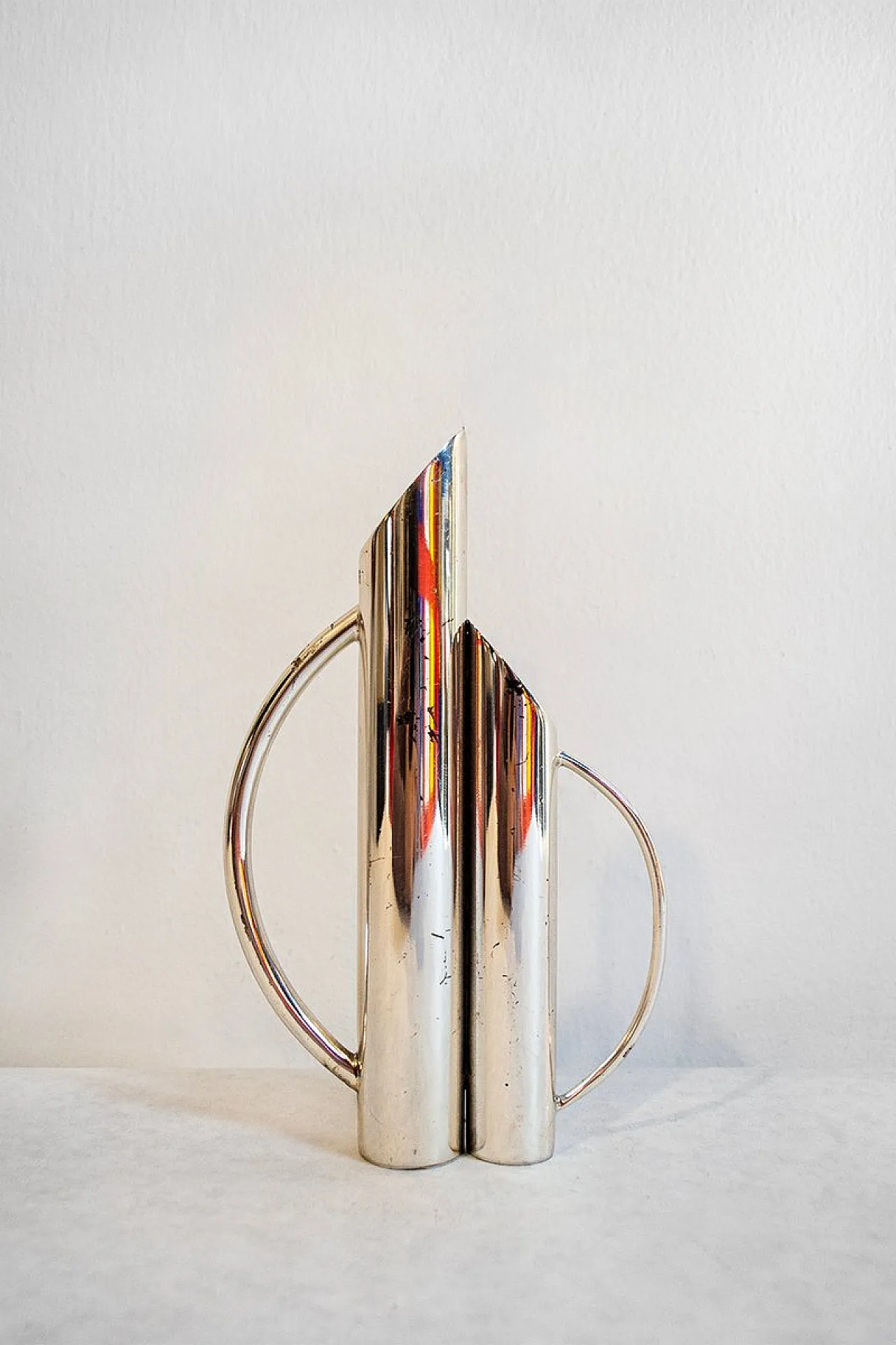 Vaso in metallo argentato di Gio Ponti, anni '70 1