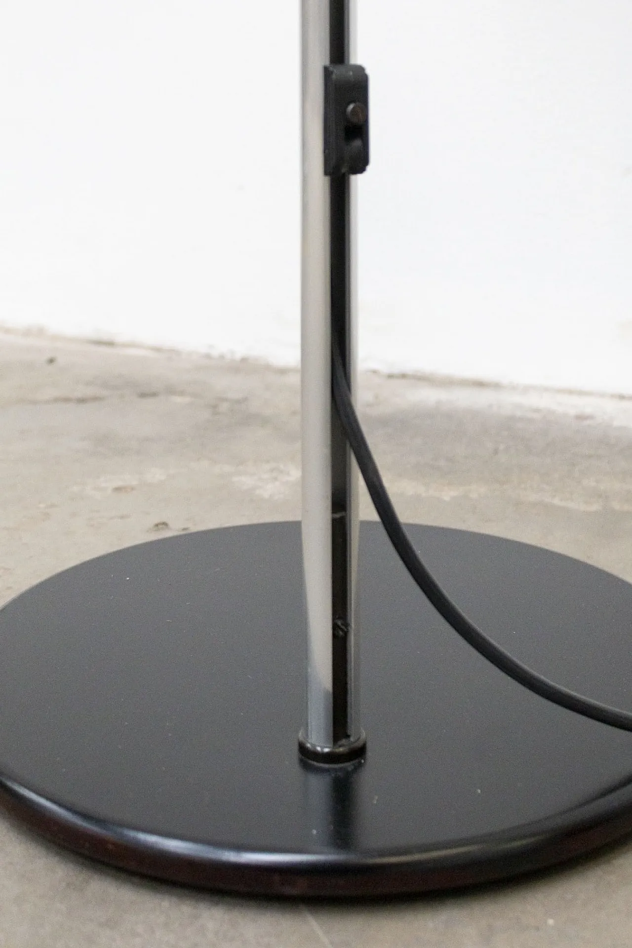 Flap, lampada da terra di Franco Mirenzi per Valenti, anni '80 8