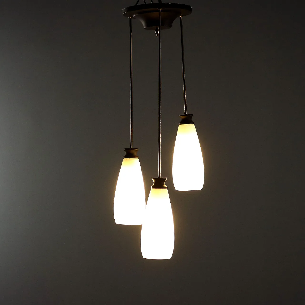 Lampada in ottone e vetro, anni '60 1