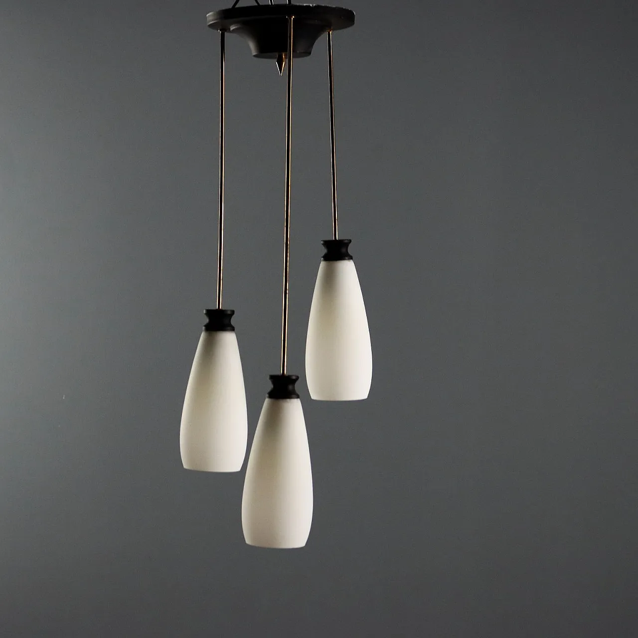 Lampada in ottone e vetro, anni '60 3