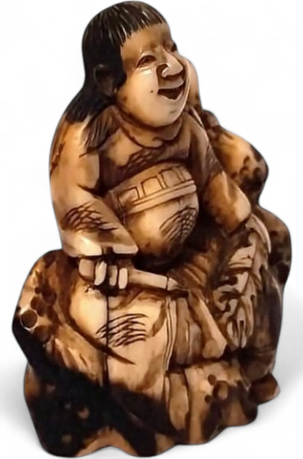 Chinese netsuke figure carved from a walrus tusk, 18th century 7
