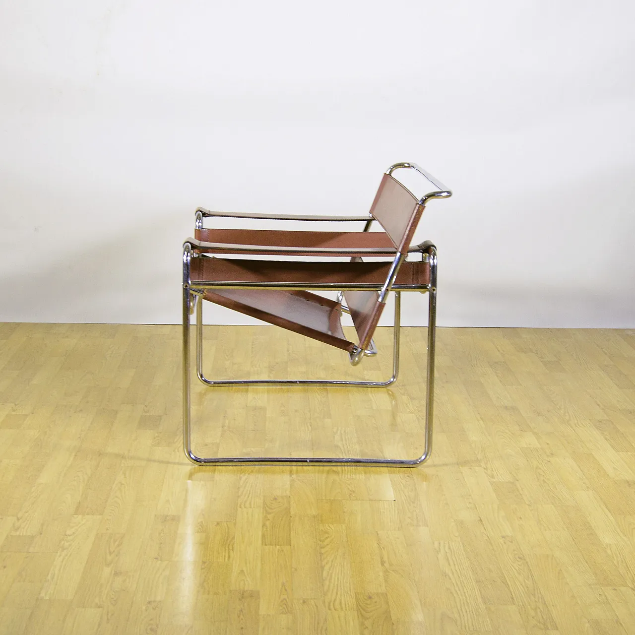 Wassily Modell B3 armchair by M. Breuer x Knoll, 1940s 4