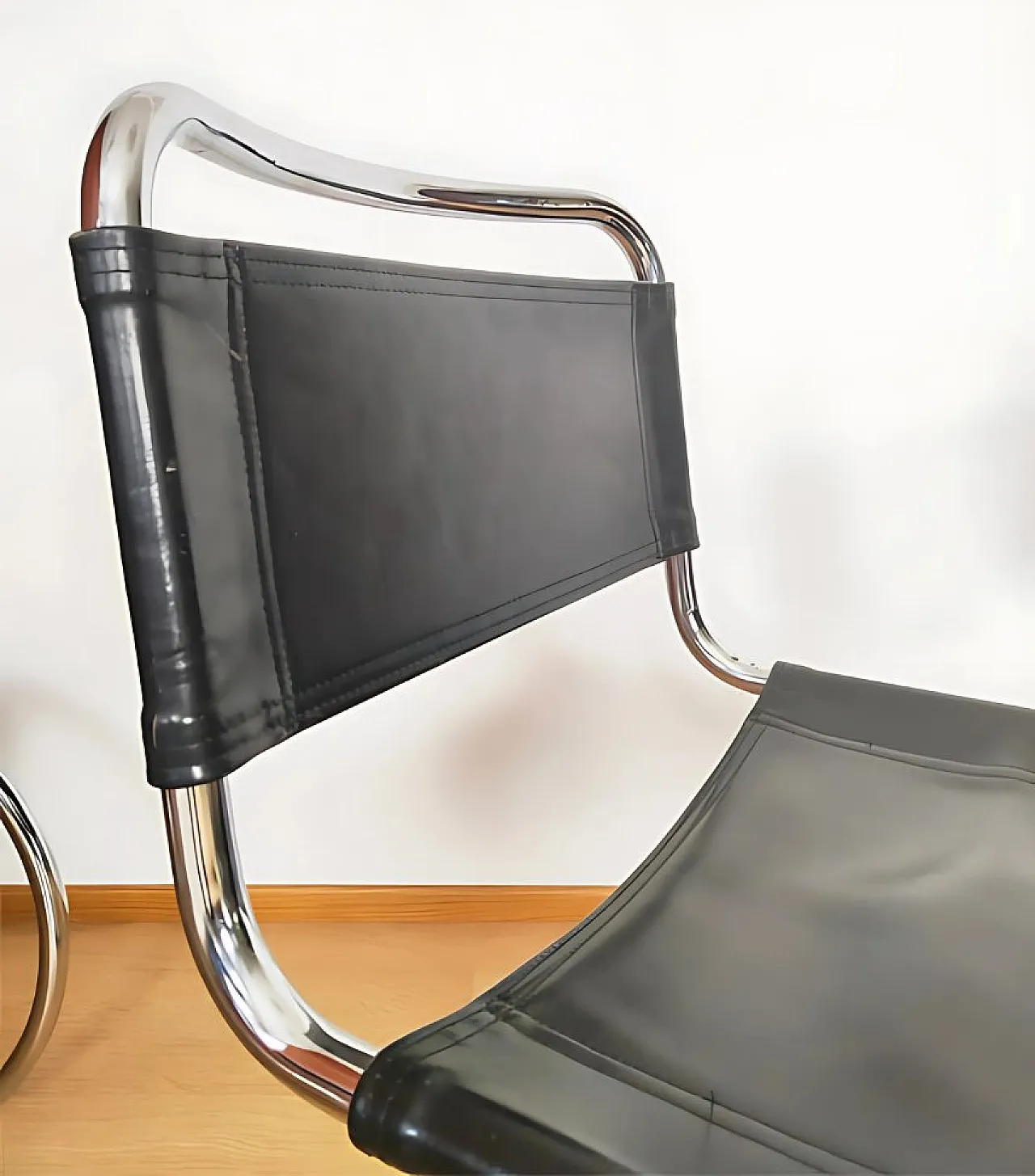 4 Sedie Bauhaus in acciaio e pelle, anni '70 5