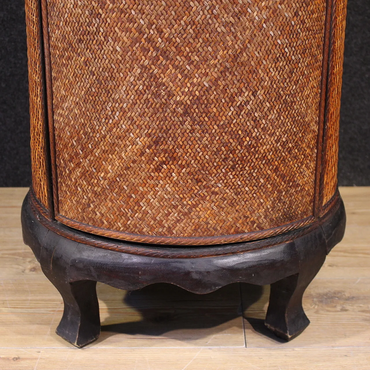 Oriental furniture, 20th century 10