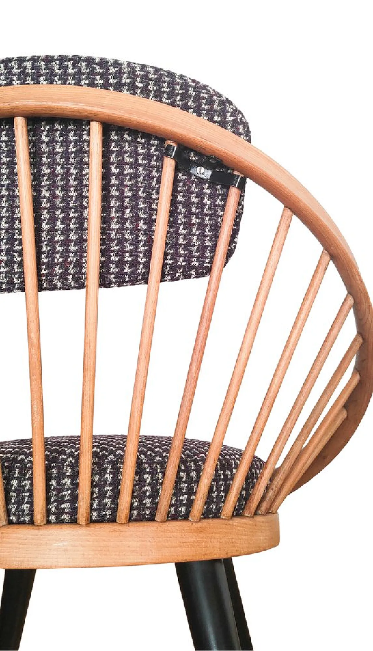 Pair of chairs by Yngve Ekström for Swedese, mid-20th century 5