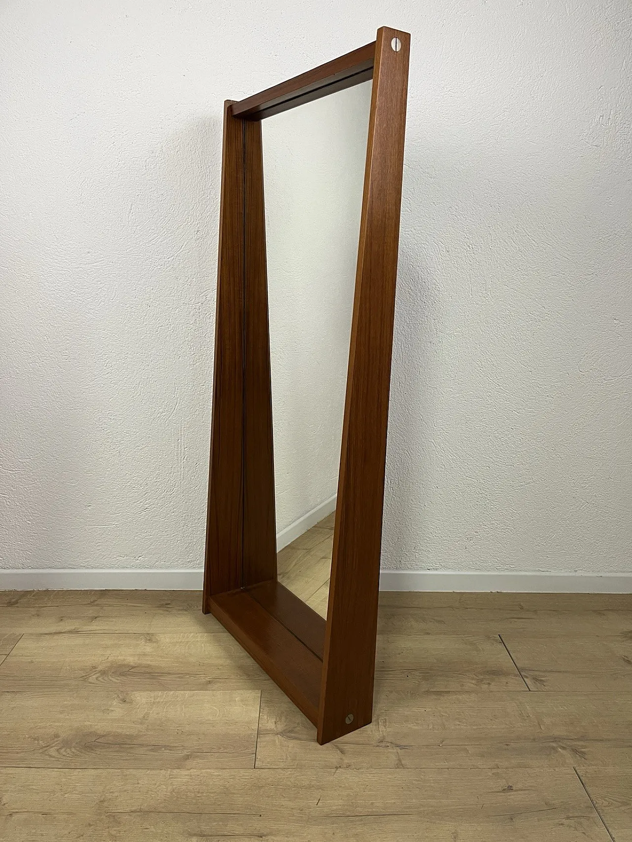 Specchio da terra in legno, anni '60 1