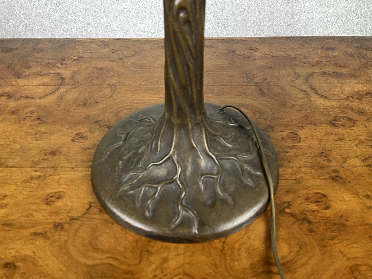 Lampada tavolo in bronzo e tessuto stile Art Nouveau. anni '40 3