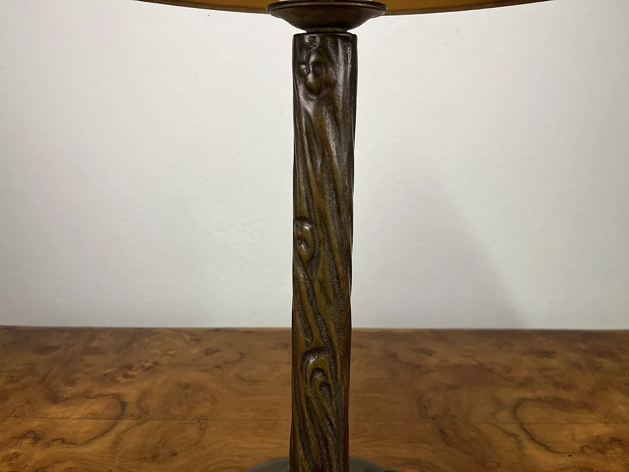 Lampada tavolo in bronzo e tessuto stile Art Nouveau. anni '40 5