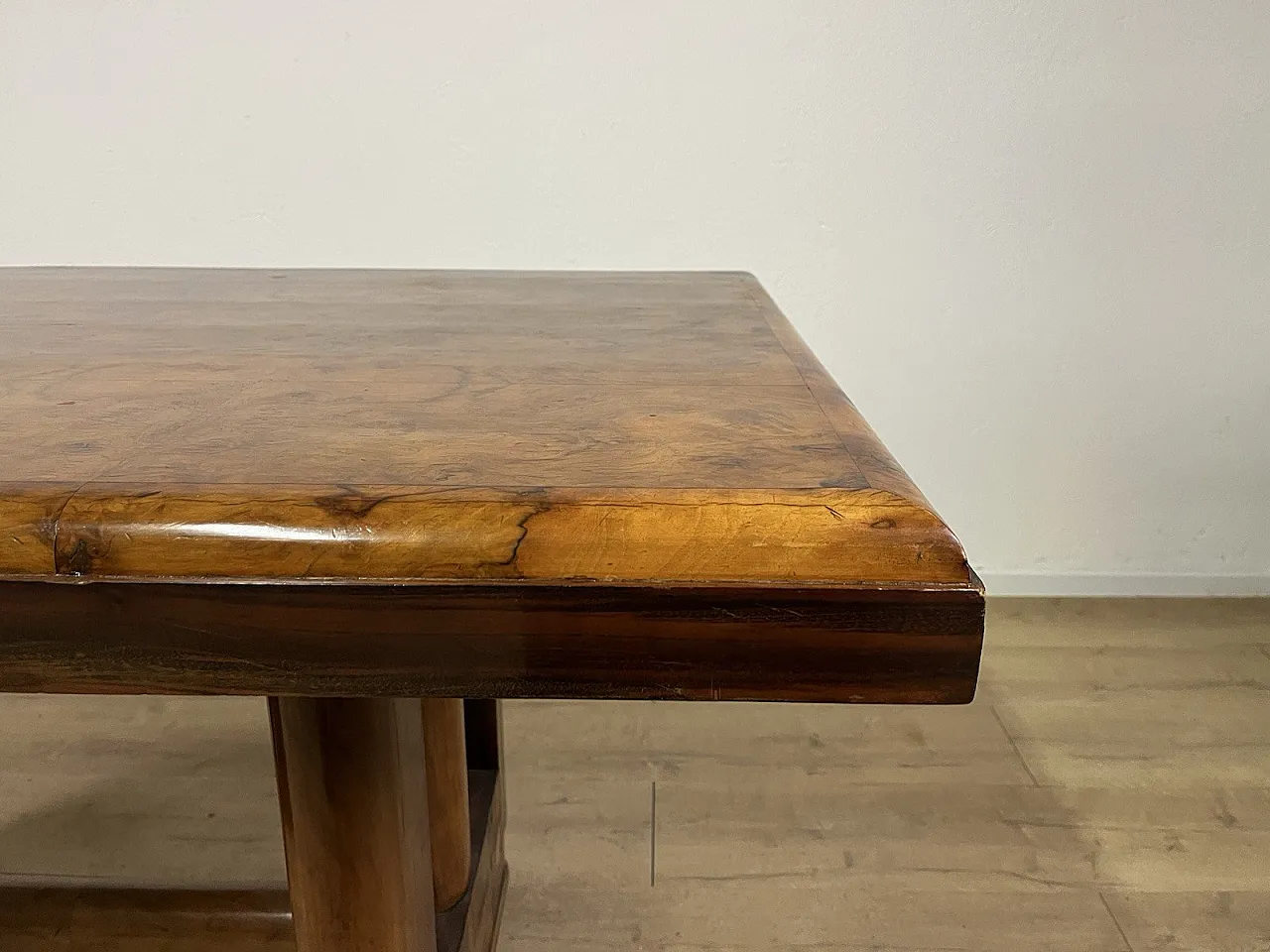 Tavolo in legno e radica Art Deco, anni '40 6