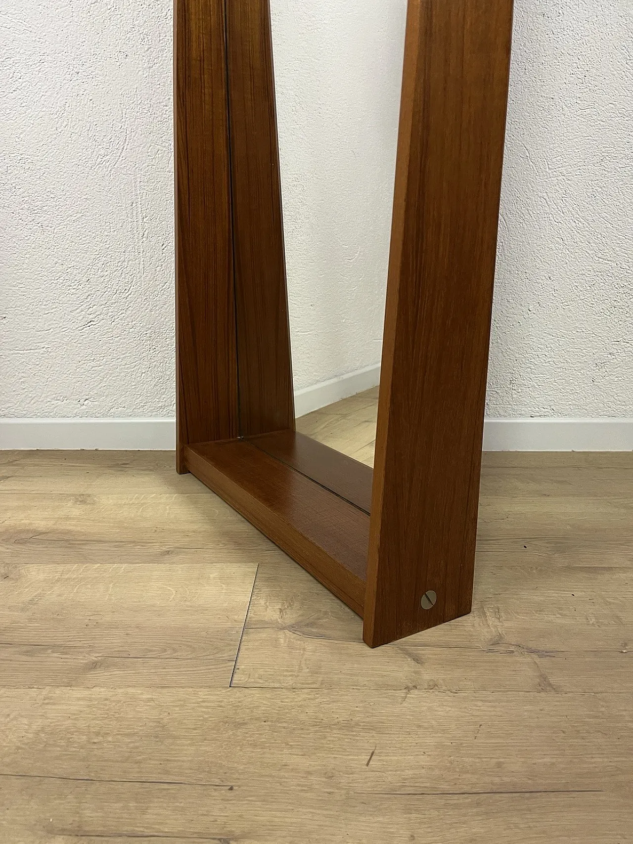 Specchio da terra in legno, anni '60 5