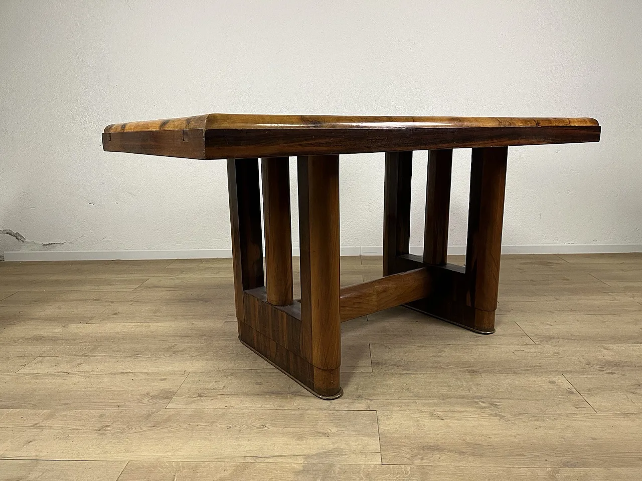 Tavolo in legno e radica Art Deco, anni '40 8