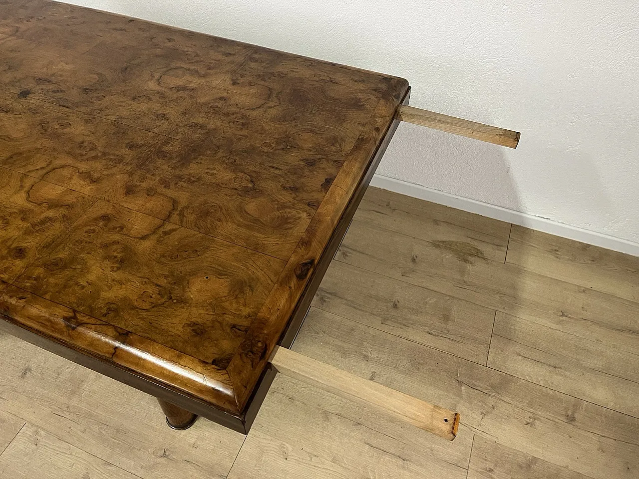 Tavolo in legno e radica Art Deco, anni '40 12