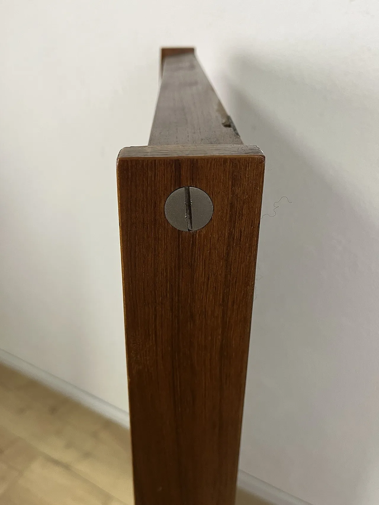 Specchio da terra in legno, anni '60 14