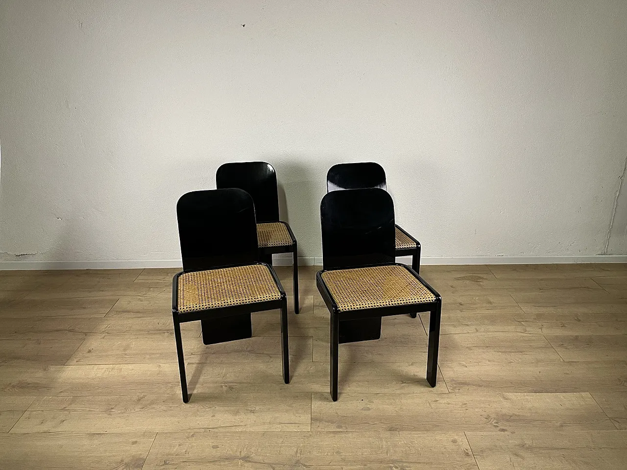 4 Sedie in legno e paglia di Pierluigi Molinari Pozzi, anni '70 1