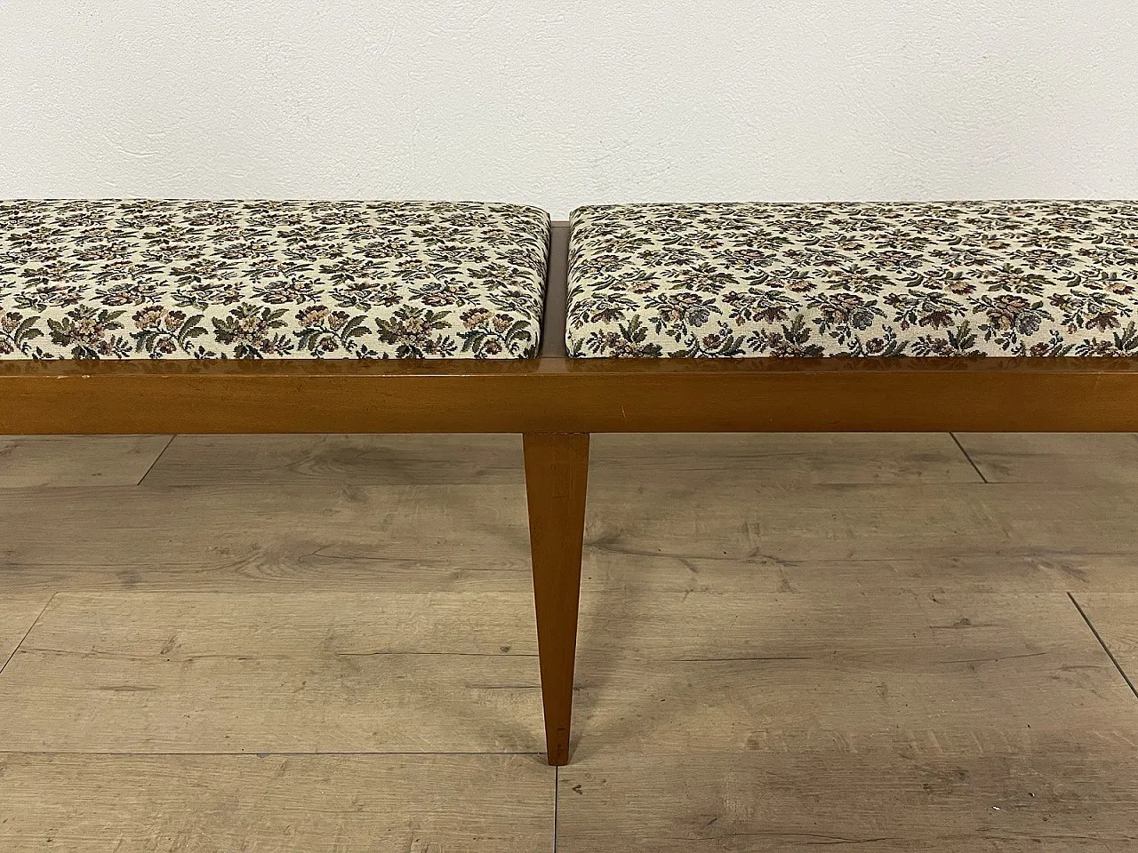 Panchina in legno e tessuto, anni '50 4